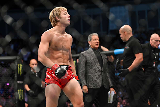 Paddy Pimblett defeats Jordan Leavitt during UFC Fight Night at O2 Arena.