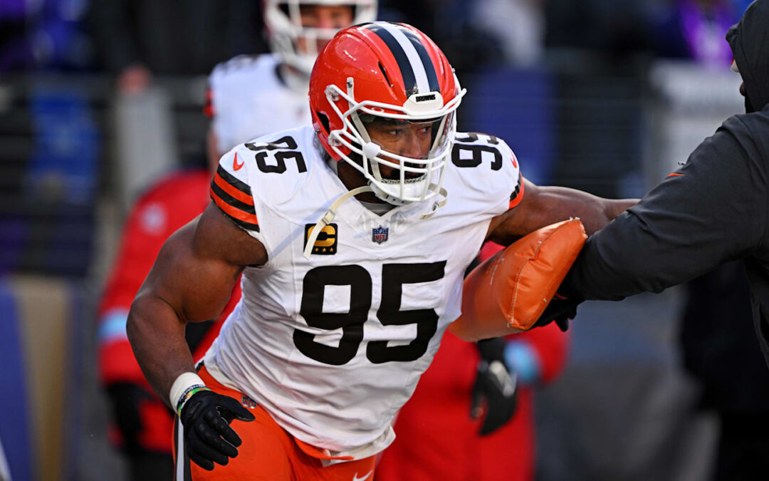 NFL Insider Drops Three Trade Suitors for Browns’ Myles Garrett