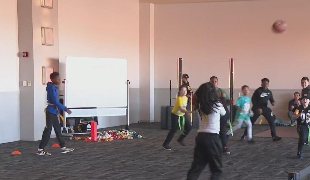 Pittsburgh-area kids take part in NFL Play 60 training camp