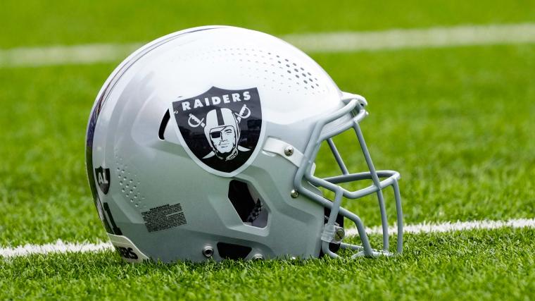 Raiders predicted to sign former $48 million Pro Bowl running back image