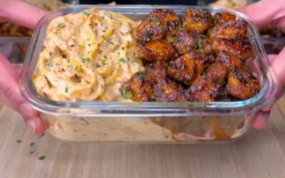 Say “YUM” if you would eat this High Protein Honey Butter Chicken Alfredo Pasta🍗🍯🧀 by @jalalsamfit One of the most in…