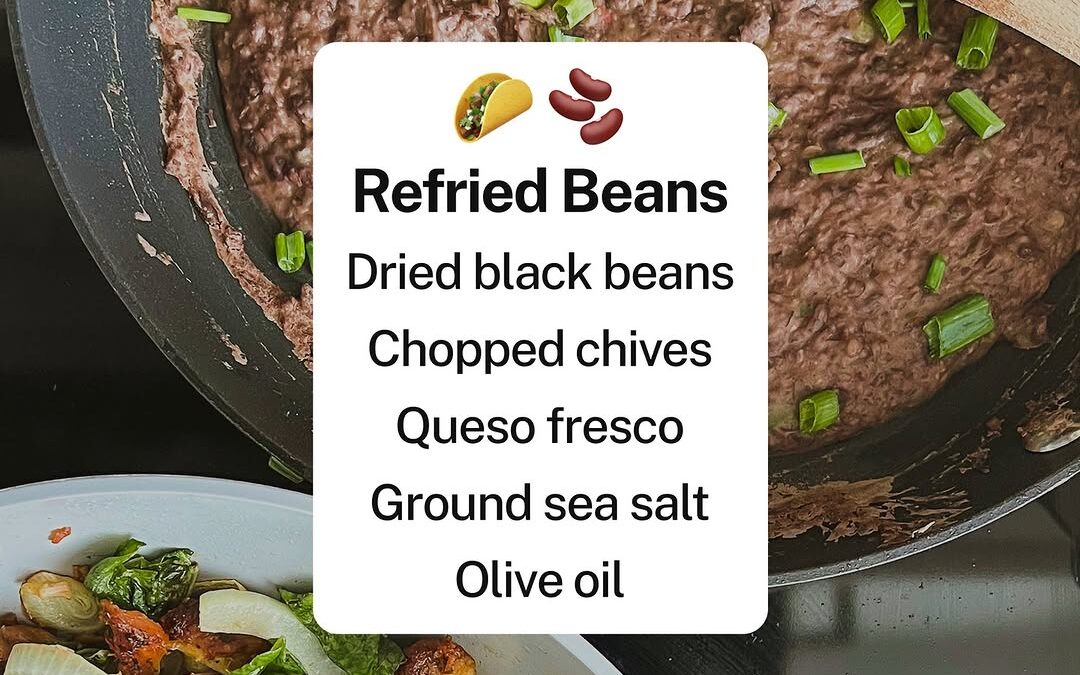 💫 Gut-loving comfort food, made simple.⁠ These homemade refried beans by IIN alum Maribel Fernandez are packed with fib…
